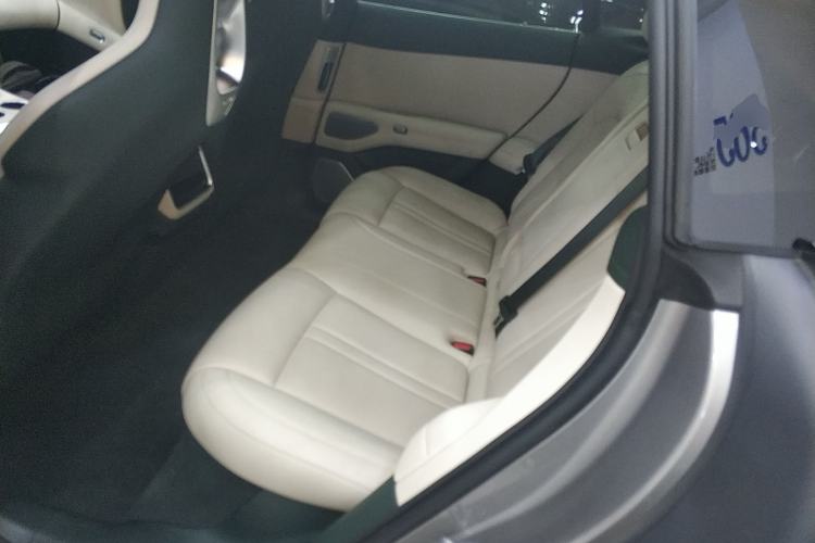 Used Xiaomi Auto YU7 2025 Ultra-Long Range Rear-Wheel Drive Version Left Rear Seat