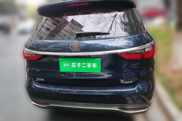 Used BYD Song MAX 2017 1.5T Manual Smart Connect Luxury 7-Seater
