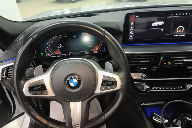 Used BMW 5 Series 2021 Restyled 530Li Luxury Edition M Sport Package Center Console