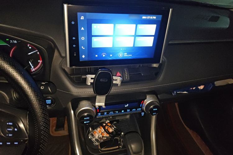 Used Toyota RAV4 2021 2.0L CVT 4x4 Trend Edition