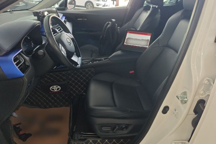 Used Toyota C-HR 2023 2.0L Luxury Edition