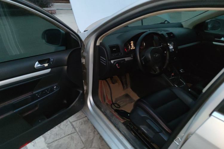 Used Volkswagen Sagitar 2011 1.4 TSI Manual Tech Model
