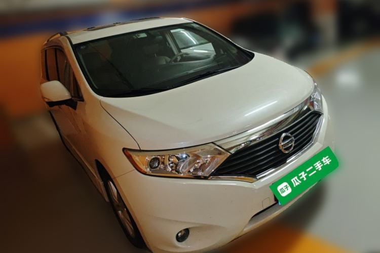 Used Nissan Quest 2015 3.5L SL Front Right 45 Deg