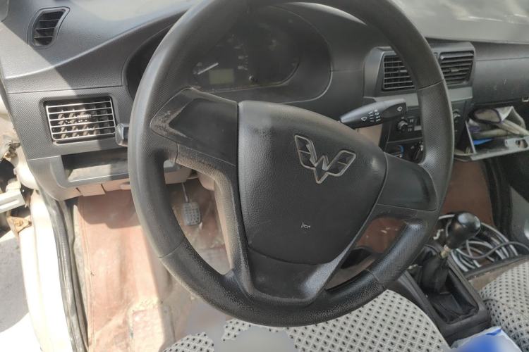 Used Wuling Rongguang 2012 1.5L Extended Basic Version
