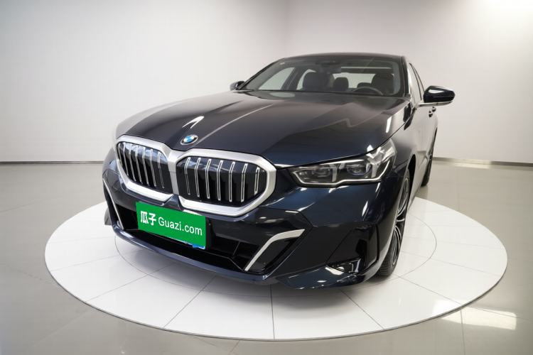 Used BMW 5 Series 2025 530Li Luxury Edition M Sport Package