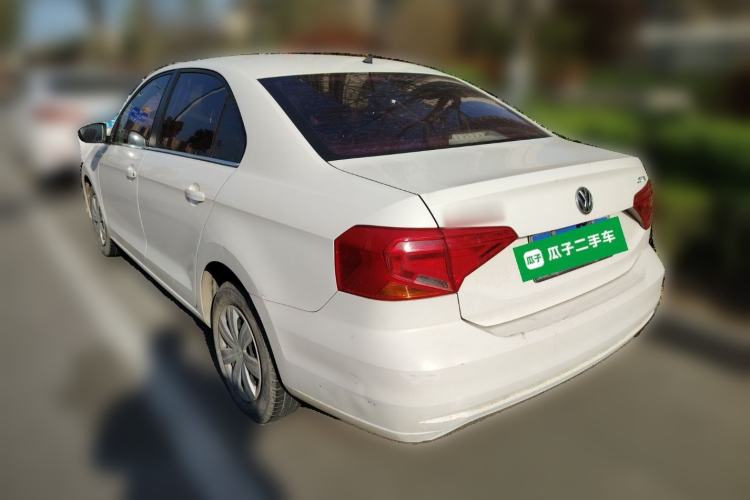 Used Volkswagen Jetta 2017 1.4L Manual Fashion Edition
