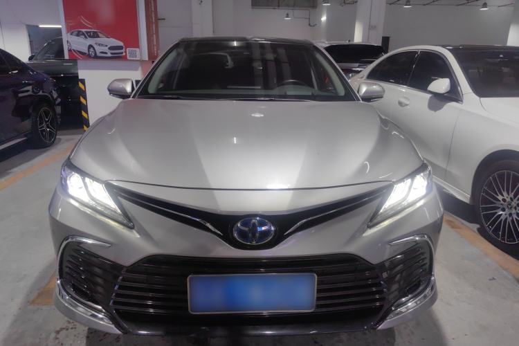 Used Toyota Camry 2021 Dual-Motor 2.5HG Luxury Edition Front