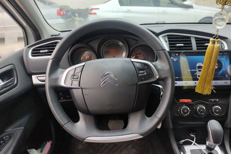 Used Citroen C4L 2014 1.8L Intelligent Drive Automatic Enjoyment Model Steering Wheel