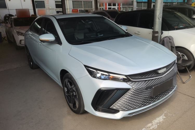 Used Geely Auto Emgrand L HiP 2022 1.5TD-DHT Pro 100KM Super Rui Front Right 45 Deg