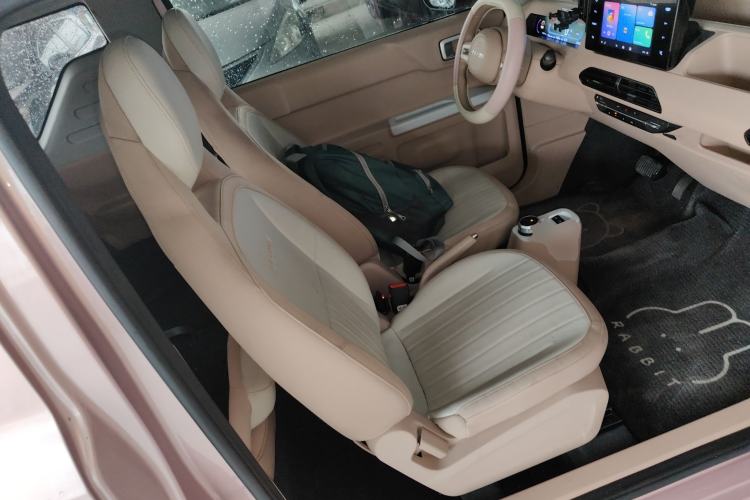 Used Geely Galaxy Panda 2023 Panda Mini 200km Endurance Bear
