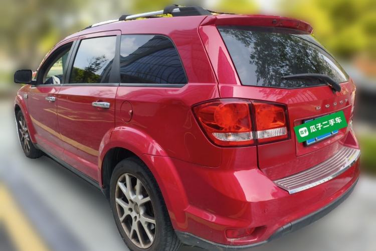 Used Dodge Journey 2013 2.4L Two-Wheel Drive Luxury Version