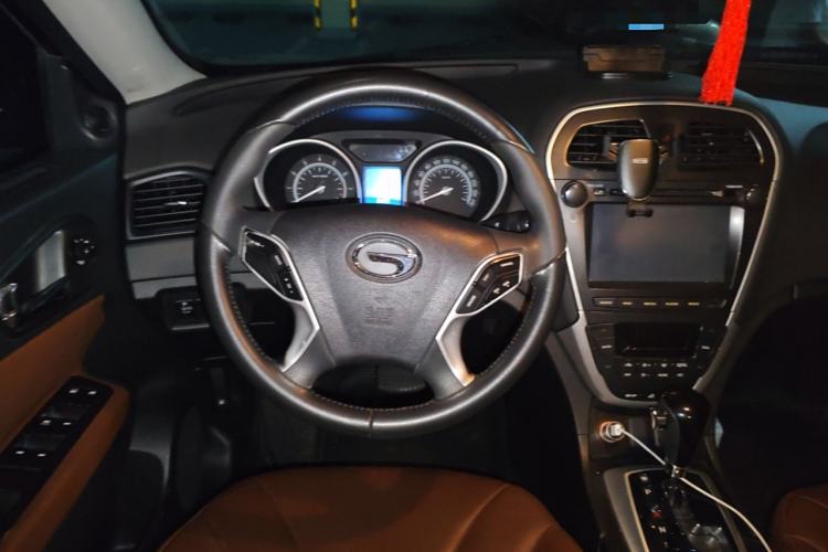 Used GAC Trumpchi GS5 2013 1.8T Automatic Two-Wheel Drive Luxury Edition
