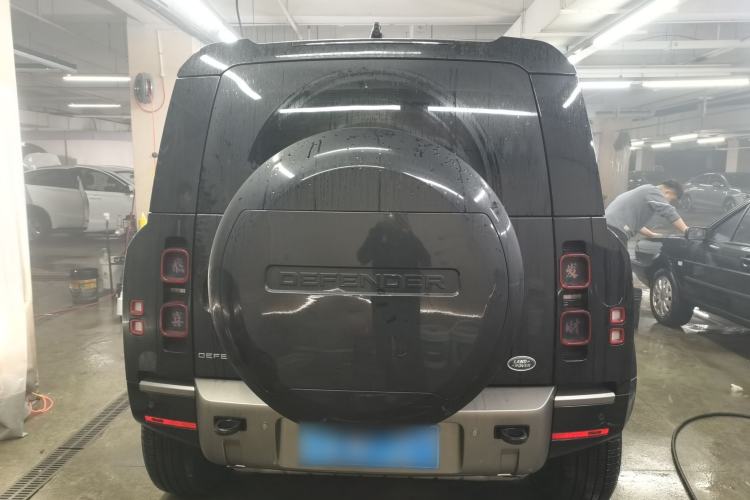 Used Land Rover Defender 2024 110 3.0T P400 X-DYNAMIC HSE Rear