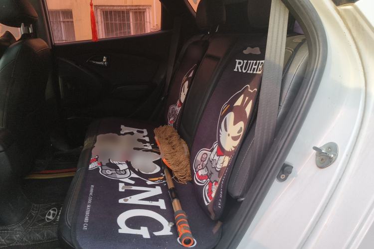 Used Hyundai ix35 2015 2.0L Automatic 2WD Smart Type China IV