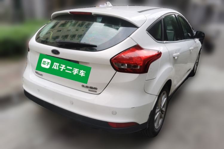 Used Ford Focus 2017 Hatchback EcoBoost 180 Automatic Elite Model Rear Right 45 Deg