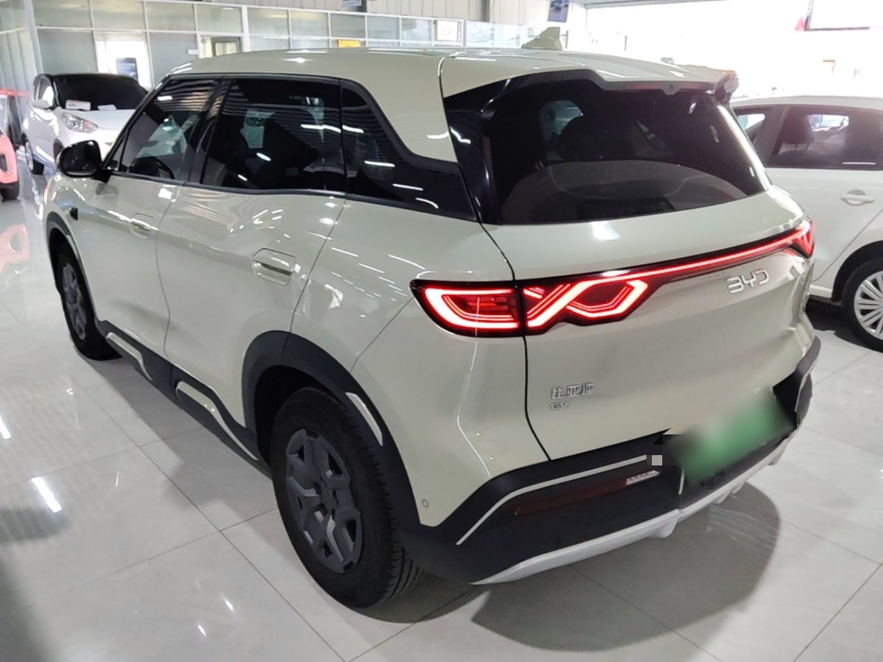 BYD Yuan UP 2025 Intelligent Driving Version 401 KM Dynamic Edition — снимка 4