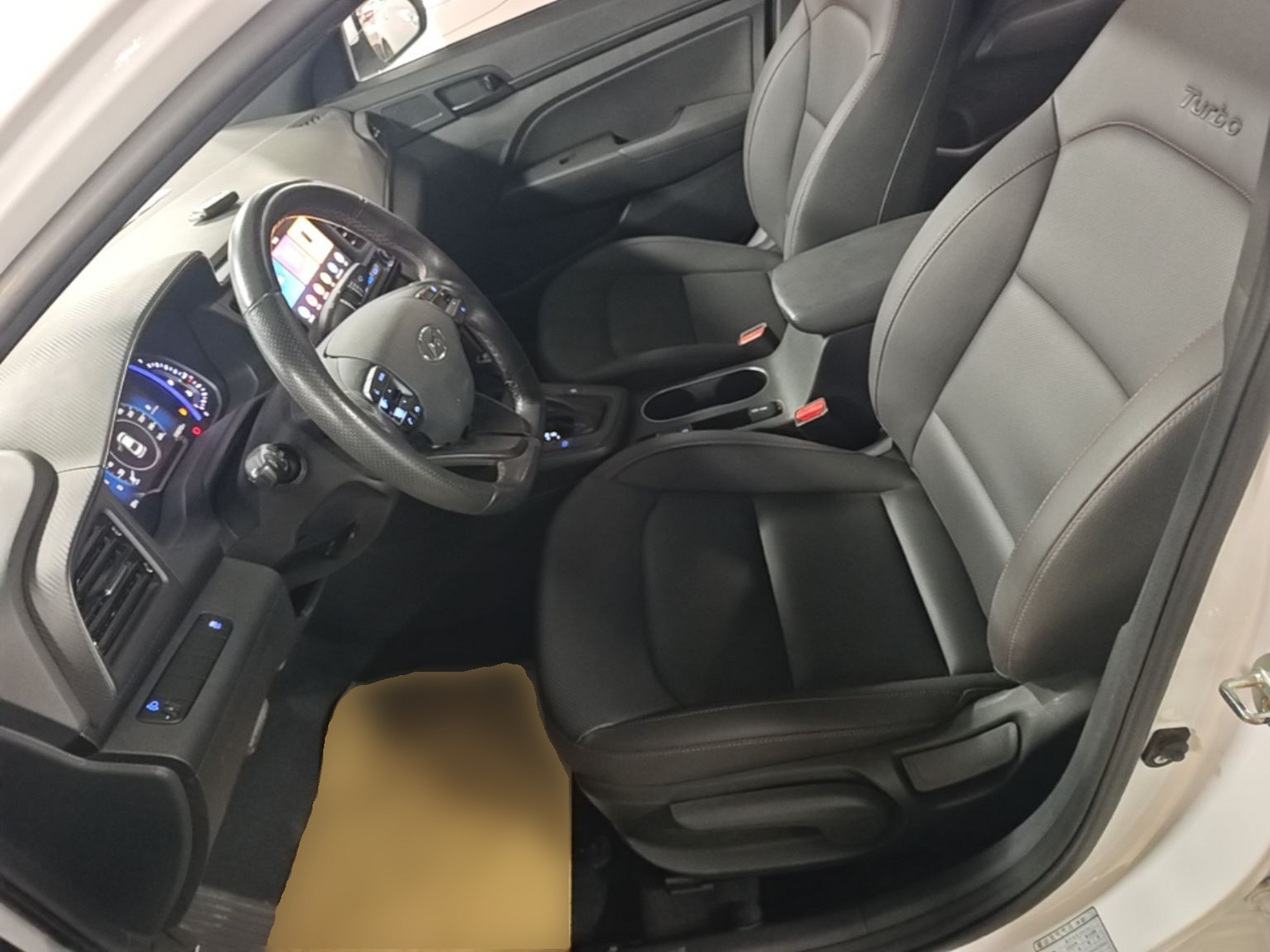 Interior delantero