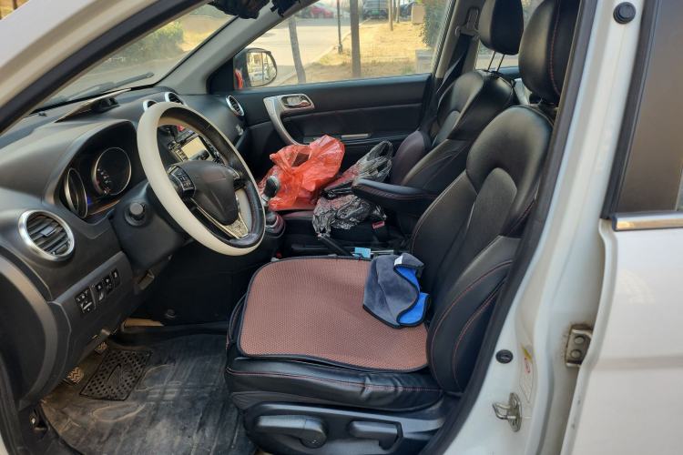 Used Haval H6 2013 Upgraded Model 1.5T Manual Two-Wheel Drive Elite Version