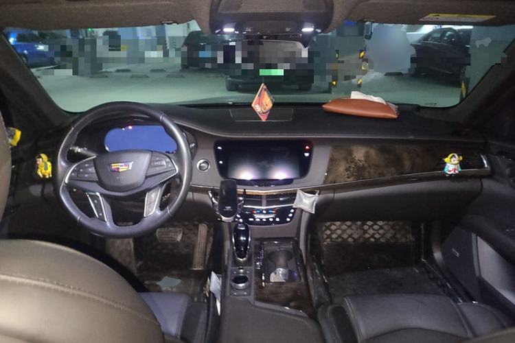 Used Cadillac CT6 2022 28T Luxury Edition Center Console