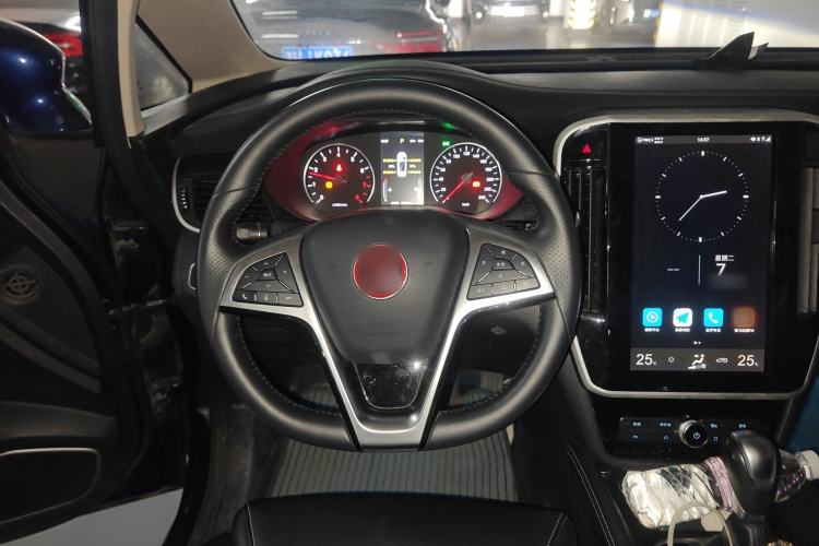 Used BYD Song MAX 2017 1.5T Automatic Smart Connect Prestige 7-Seater Steering Wheel