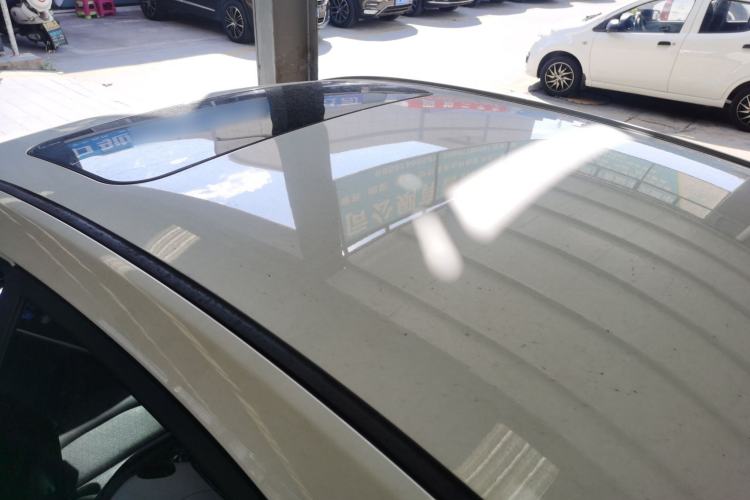 Used Geely Auto Emgrand 2021 UP 1.5L CVT Luxury Model Roof