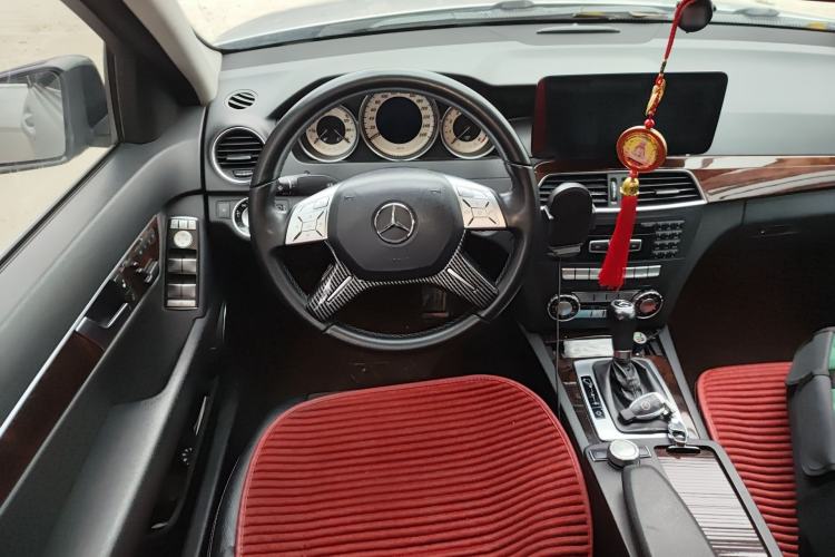 Used Mercedes-Benz C-Class 2013 C 260 CGI Elegant Model Steering Wheel