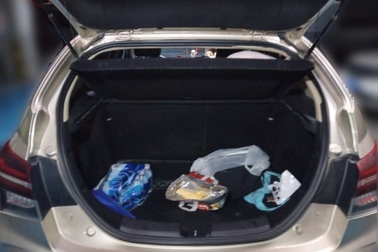 Used Geely Auto Vision S1 2018 1.4T CVT FENGXING Model Trunk