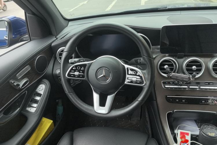 Used Mercedes-Benz GLC 2020 Facelift GLC 260 L 4MATIC Luxury Edition
