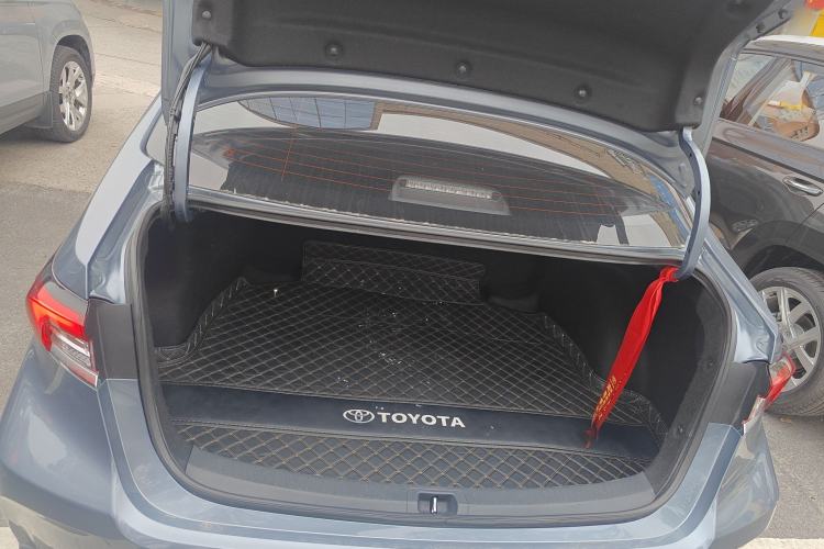 Used Toyota Corolla 2022 Dual-Motor 1.8L E-CVT Pioneer Edition
