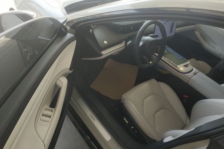 Used Xiaomi Auto SU7 2024 Rear-Drive Long-Range Intelligent Driving Version
