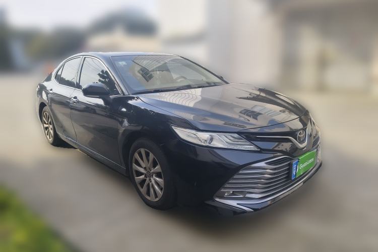 Used Toyota Camry 2018 2.0G Luxury Edition
