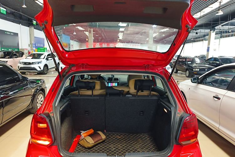 Used Volkswagen Polo 2014 1.4L Automatic Comfort Edition Trunk