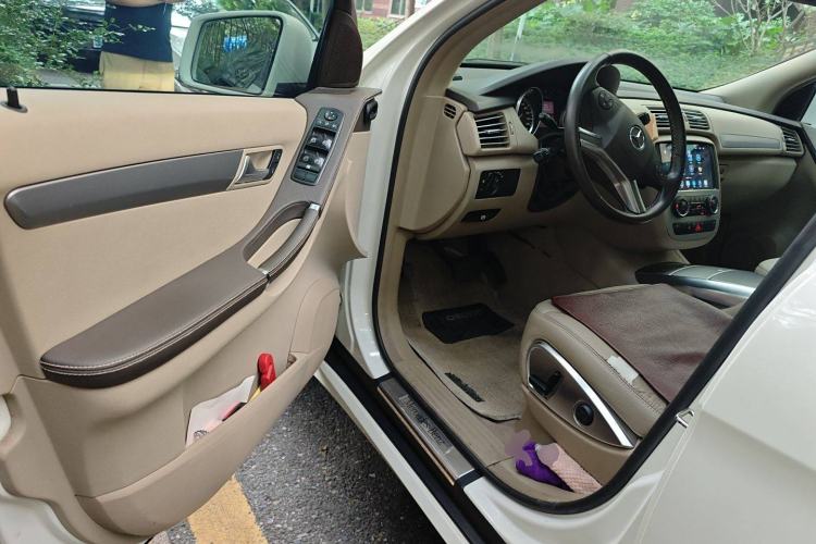 Used Mercedes-Benz R-Class 2011 R 300 L Business Model
