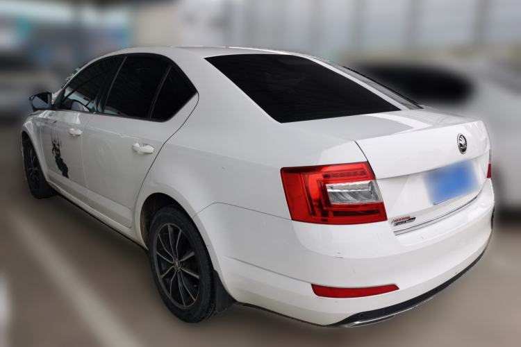 Used Skoda Octavia 2017 1.6L Manual Smart Drive Edition Rear Left 45 Deg