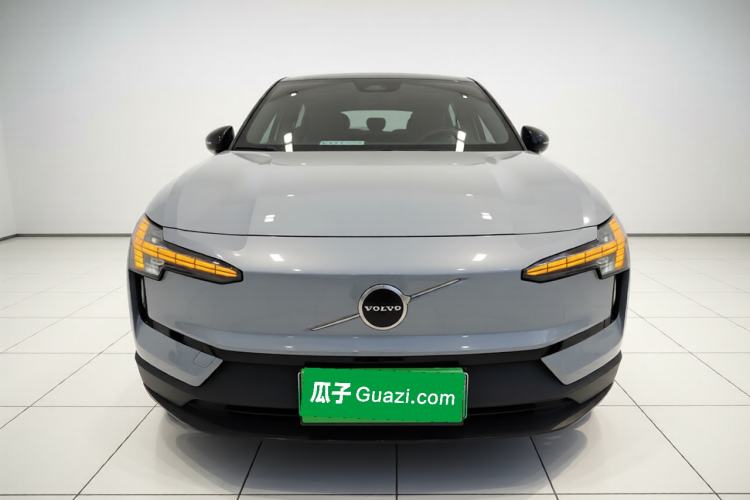 Used Volvo EX30 2025 Rear-Drive Long-Range Version Ultra
