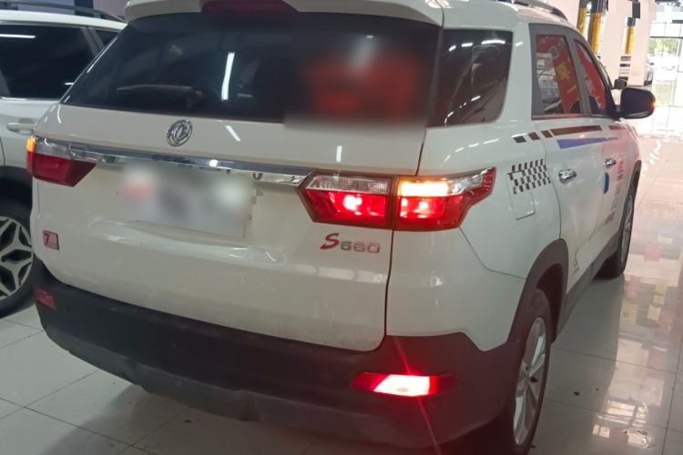 Used Dongfeng Fengon S560 2018 1.8L CVT Elite Model 5 Seats Rear Right 45 Deg