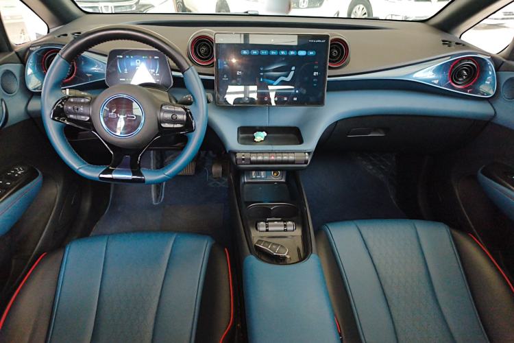 Used BYD Dolphin 2021 405 km Fashion Edition Center Console