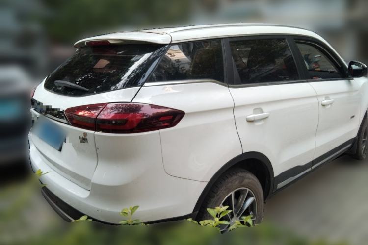 Used Geely Auto Emgrand X7 Sport 2020 1.8TD DCT Two-Wheel Drive Smart Connect 4G-Enabled Version
