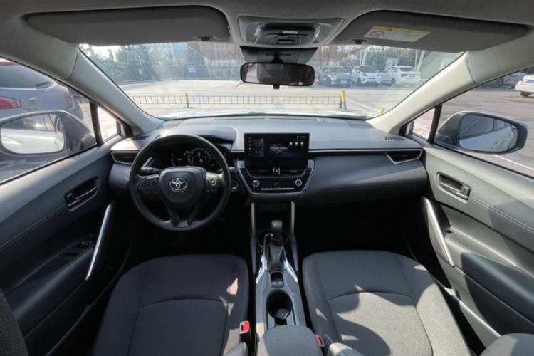 Used Toyota Corolla Cross 2024 2.0L Smart Electric Hybrid Dual-Engine Pioneer Edition Exterior 5