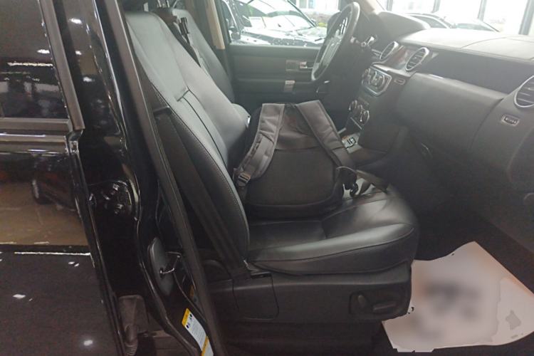 Used Land Rover Discovery 2015 3.0 SDV6 HSE Diesel Version
