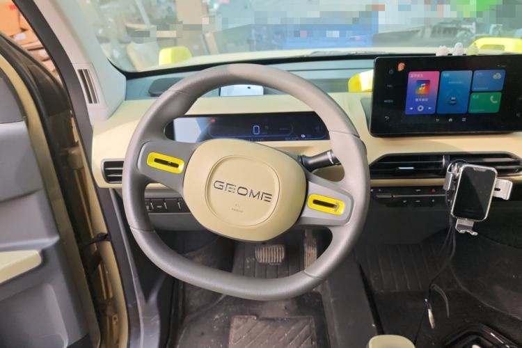 Used Geely Galaxy Panda 2024 200km Panda Rider Steering Wheel