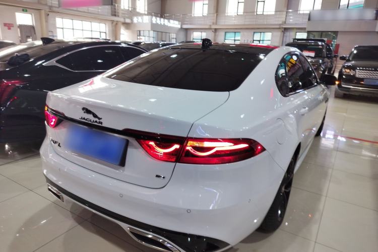 Used Jaguar XFL 2021 XFL 2.0T P250 All-Wheel-Drive Shimmering Black Sport Edition
