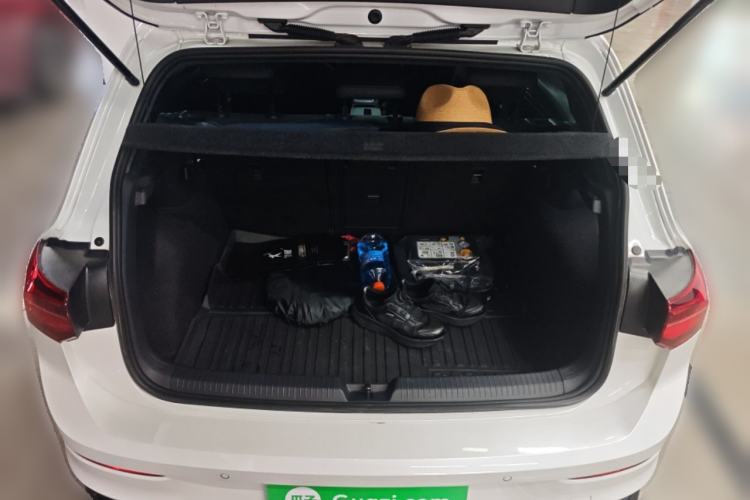 Used Volkswagen Golf 2024 280TSI DSG R-Line 50th Anniversary Edition Trunk