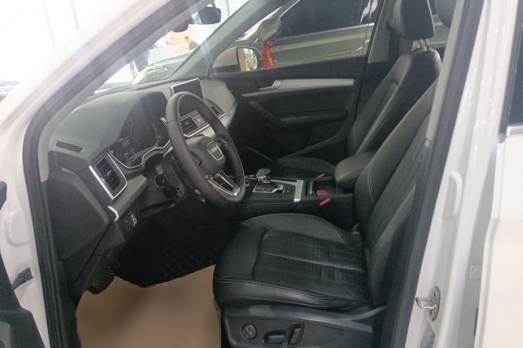 Used Audi Q5L 2020 Updated 40 TFSI Prestige Fashion Edition Left Front Seat