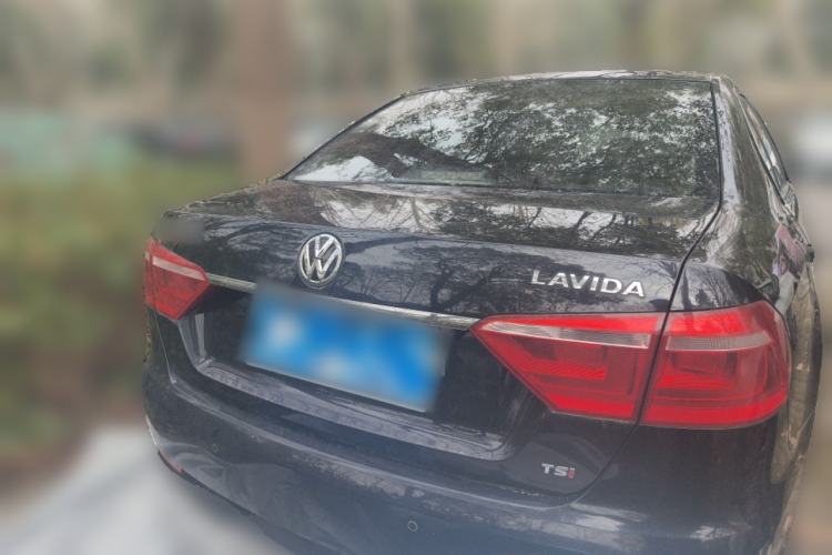 Used Volkswagen Lavida 2013 1.4TSI Manual Comfort Edition