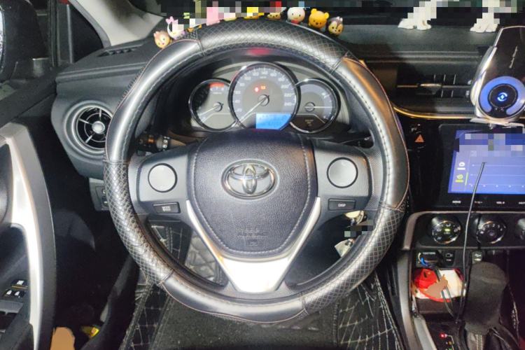 Used Toyota Levin 2017 Revised 185T CVT Elite Edition China V Standard Steering Wheel