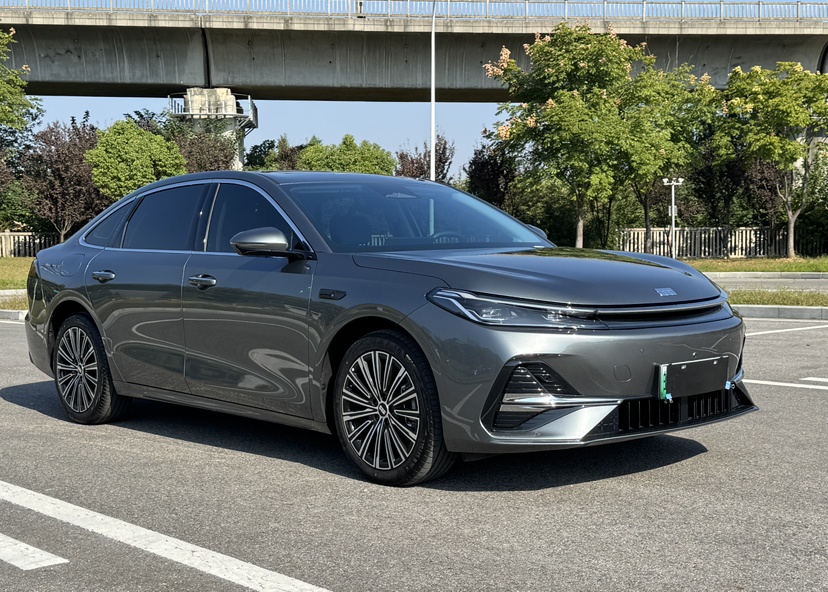 Geely Galaxy A7 2026 Model EM-i 235 km Starship Edition — снимка 13
