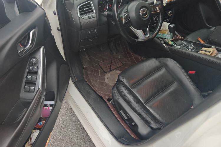 Used Mazda Atenza 2015 2.0L Blue Sky Luxury Edition
