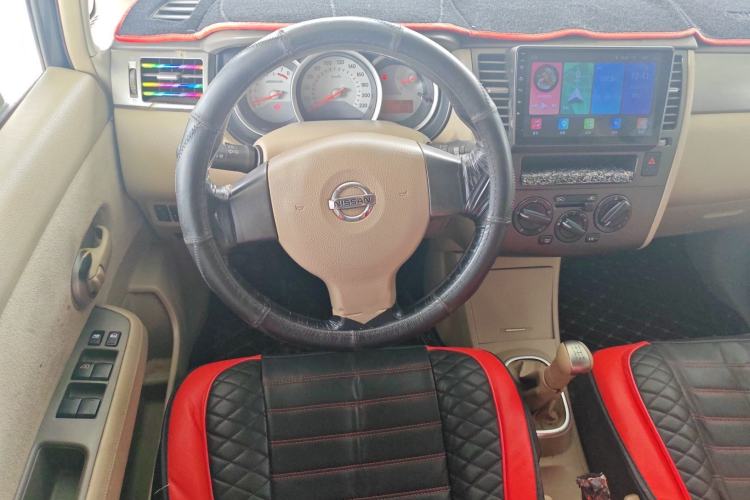 Used Nissan Tiida Sedan 2008 1.6L Manual Fashion Edition Steering Wheel