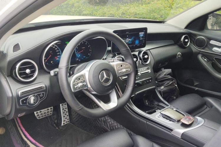 Used Mercedes-Benz C-Class 2020 Restyled C 260 L Sport Edition Center Console